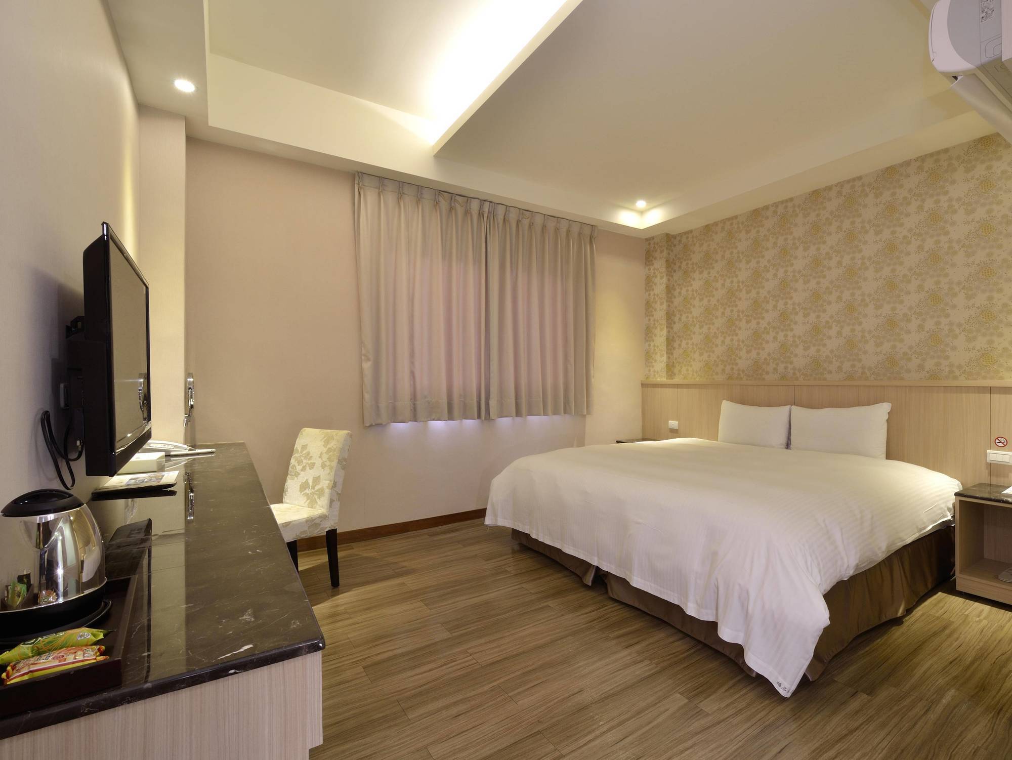 Fupin Hotel Città di Hualien Esterno foto
