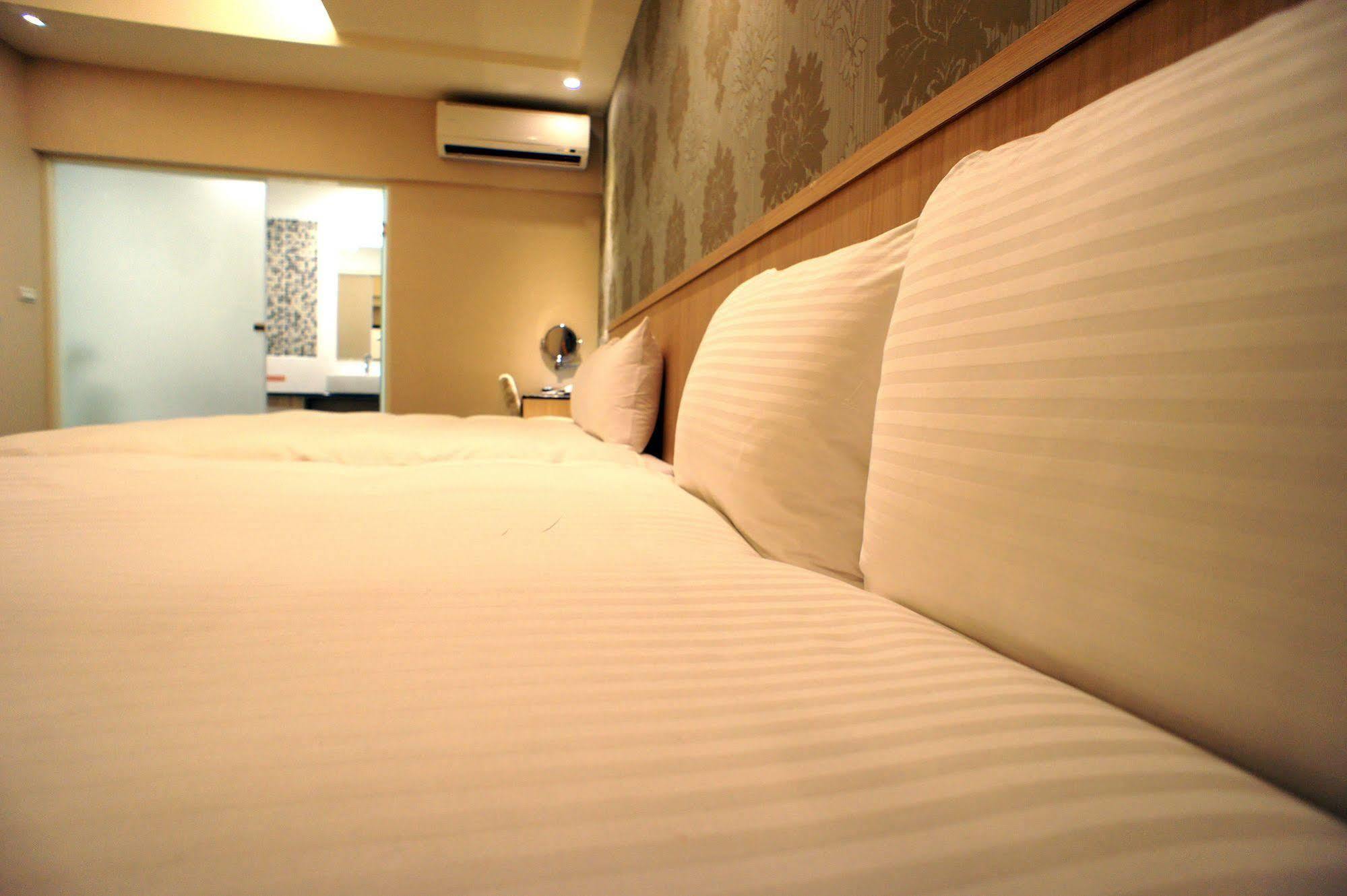 Fupin Hotel Città di Hualien Esterno foto