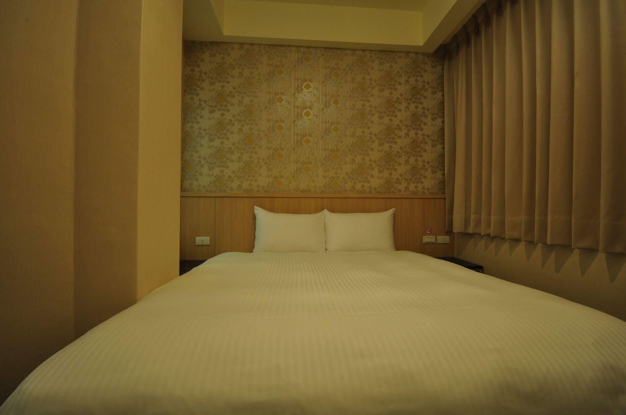 Fupin Hotel Città di Hualien Esterno foto