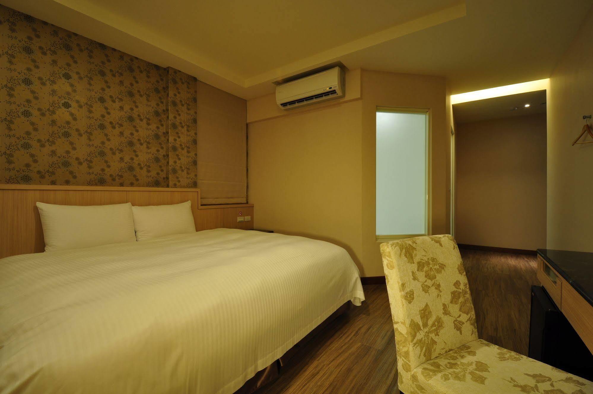Fupin Hotel Città di Hualien Esterno foto